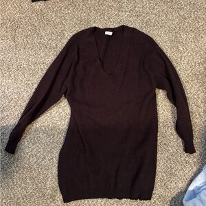 Gentle Fawn plum V-Neck Sweater